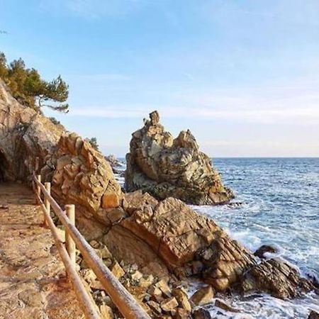 Somriu Apartament Fenals Platja Льорет-де-Мар Экстерьер фото